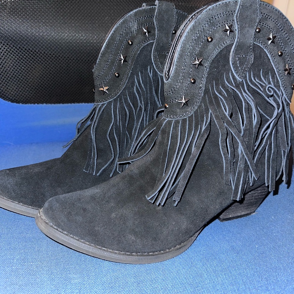 Black fringe cowboy boots
